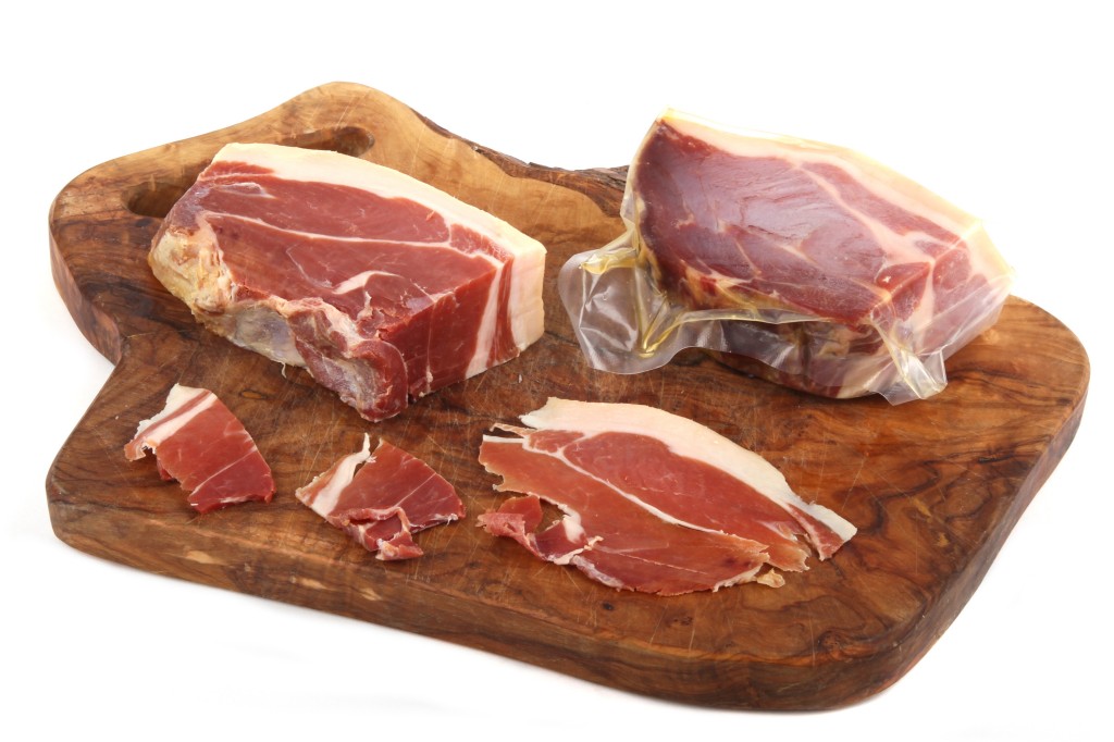 JAMBON GRANDE RESERVE ENTIER DESOSSE – 5,5 KG (18 mois d'age)